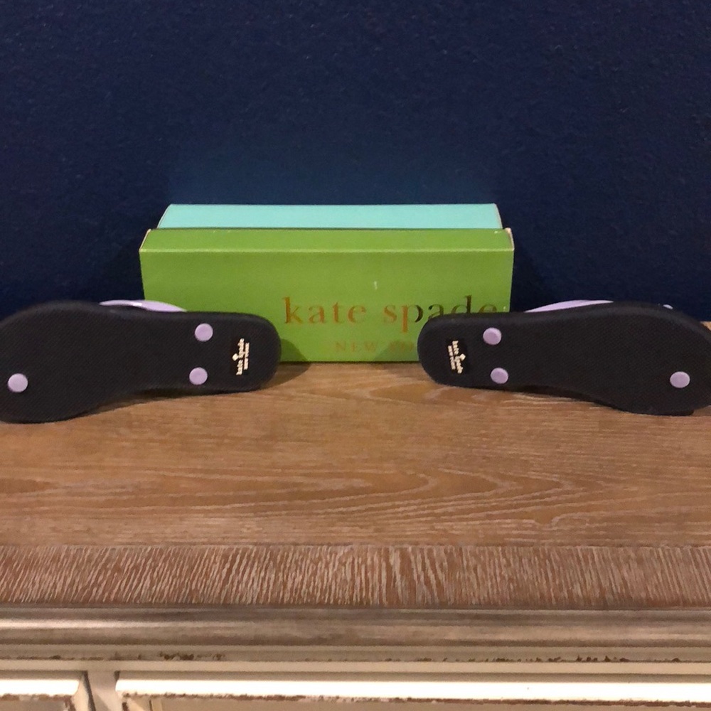 ONLY 1 LEFT- NWT Kate Spade Nova Lilac flip flops - Picture 6 of 6